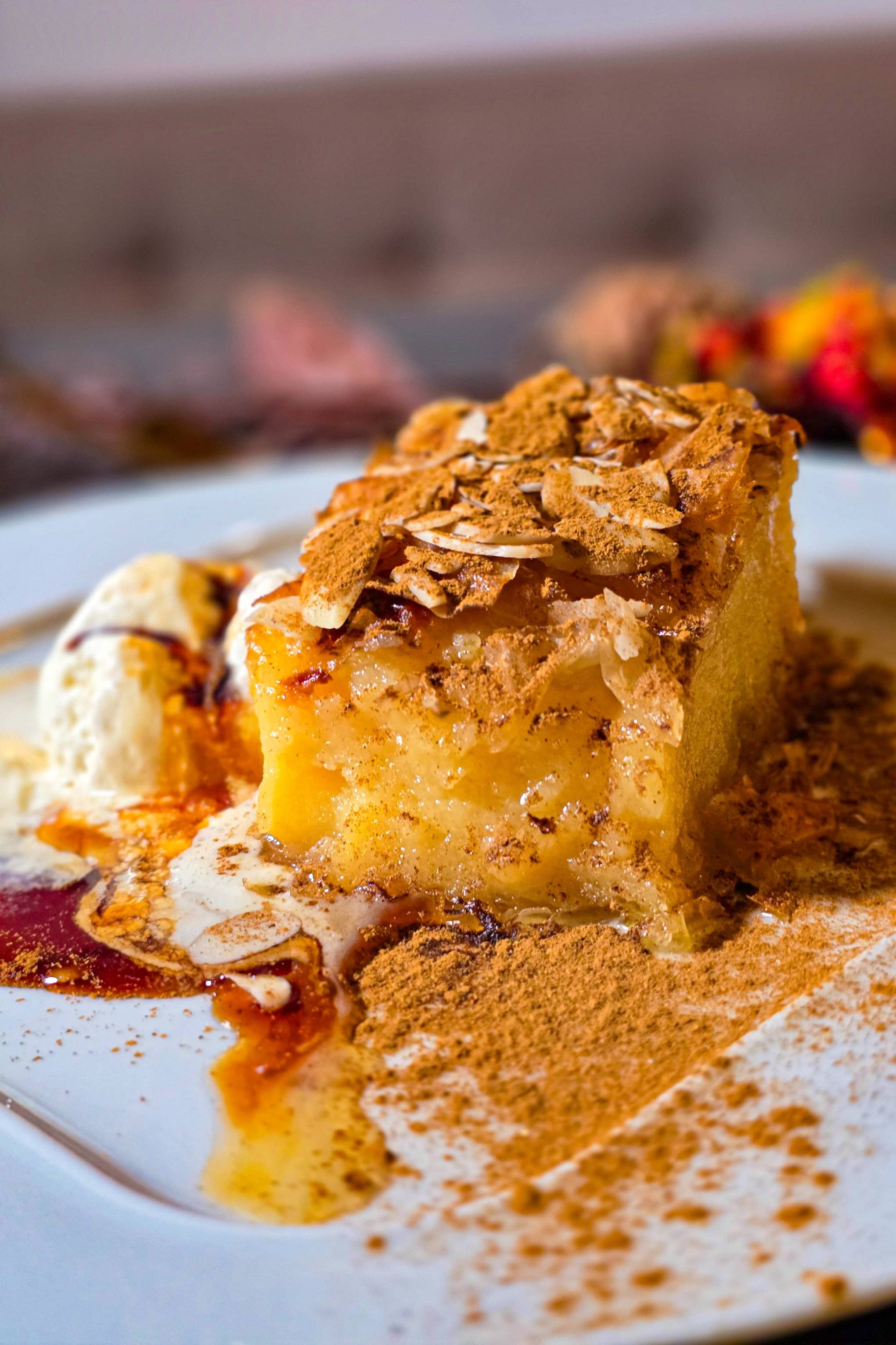 Galaktobouriko - Traditionelles griechisches Dessert mit Grießcreme