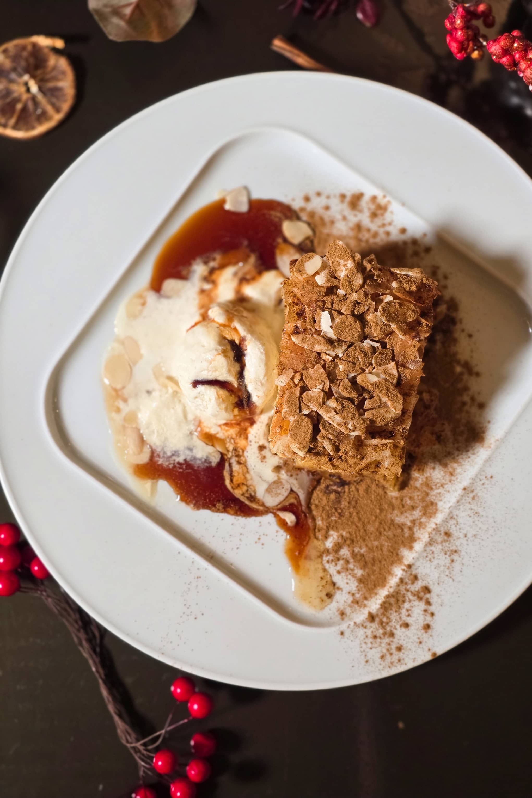 Baklava - Griechisches Honig-Nuss-Gebäck Dessert